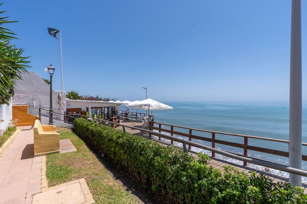 1 Zimmer Apartment zu verkaufen in Estepona - 225.000 € (Ref: 9110133)