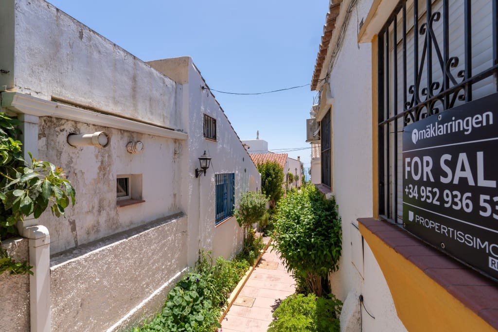 1 Zimmer Apartment zu verkaufen in Estepona - 225.000 € (Ref: 9110133)