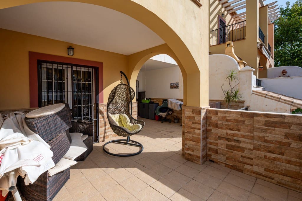 3 soveværelse Lejlighed til salg i Nerja med garage - € 390.000 (Ref: 9118598)