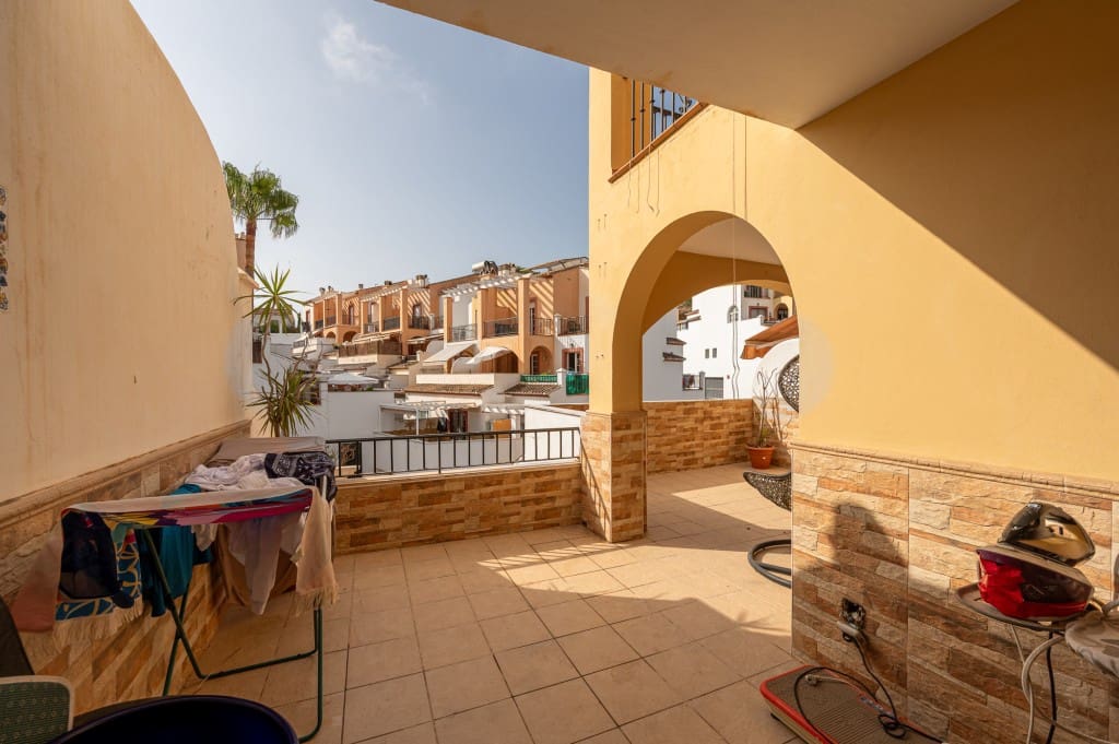 3 soveværelse Lejlighed til salg i Nerja med garage - € 390.000 (Ref: 9118598)