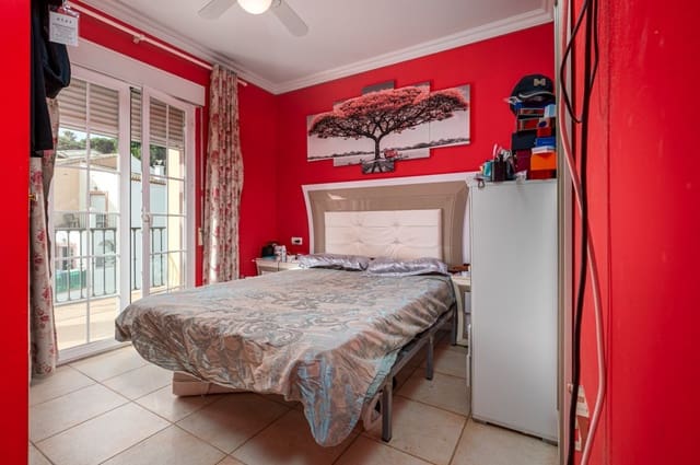 3 soveværelse Lejlighed til salg i Nerja med garage - € 390.000 (Ref: 9118598)