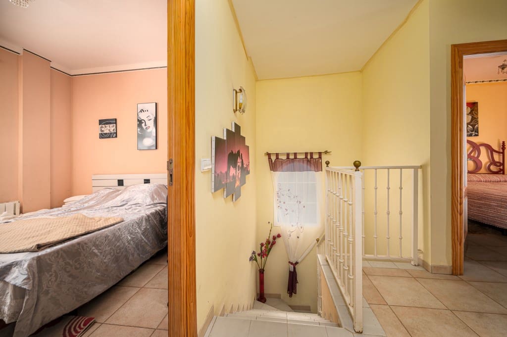 3 soveværelse Lejlighed til salg i Nerja med garage - € 390.000 (Ref: 9118598)