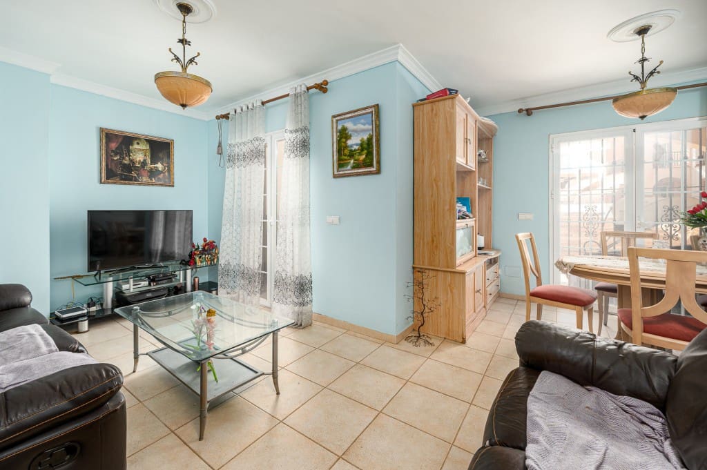 3 soveværelse Lejlighed til salg i Nerja med garage - € 390.000 (Ref: 9118598)