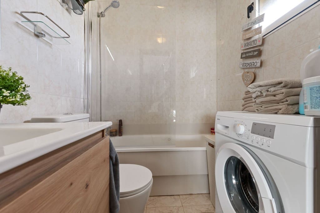 3 bedroom Apartment for sale in La Mata with pool - € 265,000 (Ref: 9129590)