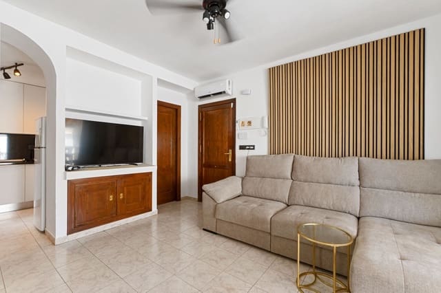 3 bedroom Apartment for sale in La Mata, Torrevieja with pool - € 265,000 (Ref: 9129590)