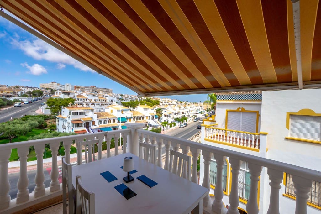 3 bedroom Apartment for sale in La Mata with pool - € 265,000 (Ref: 9129590)