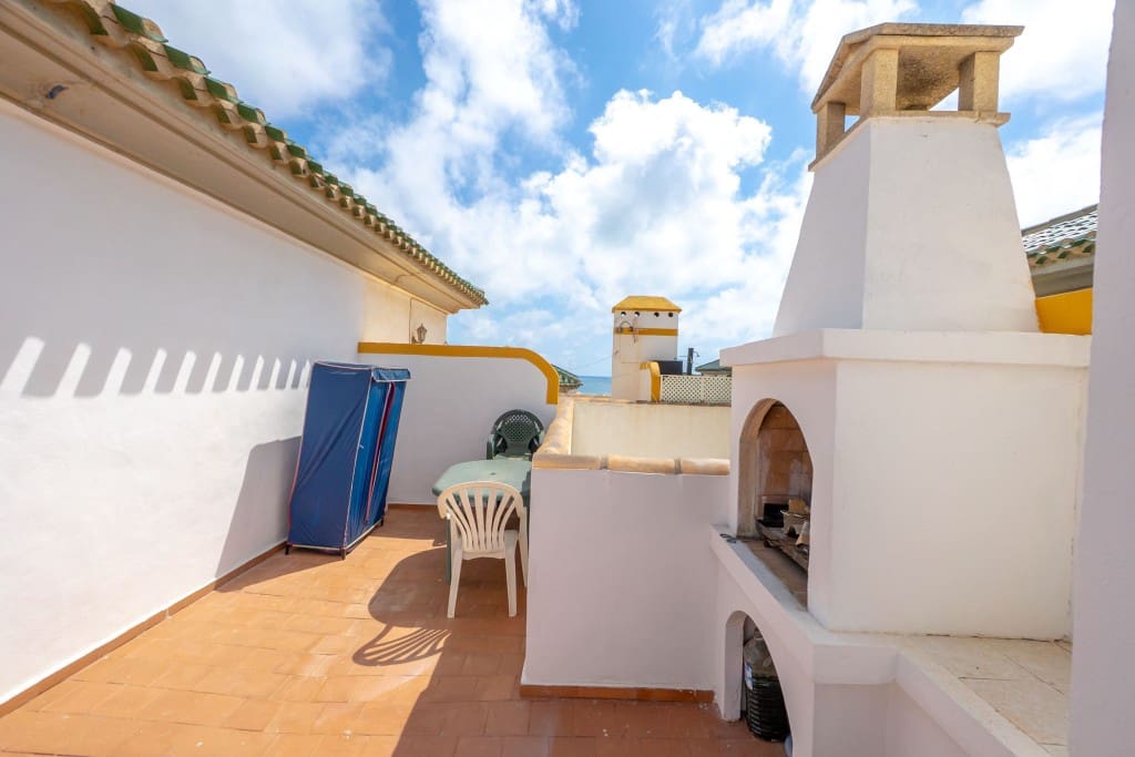 3 bedroom Apartment for sale in La Mata with pool - € 265,000 (Ref: 9129590)