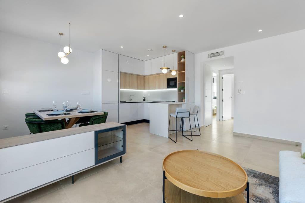 2 soveværelse Penthouse til salg i Los Balcones med swimmingpool garage - € 319.900 (Ref: 9129591)