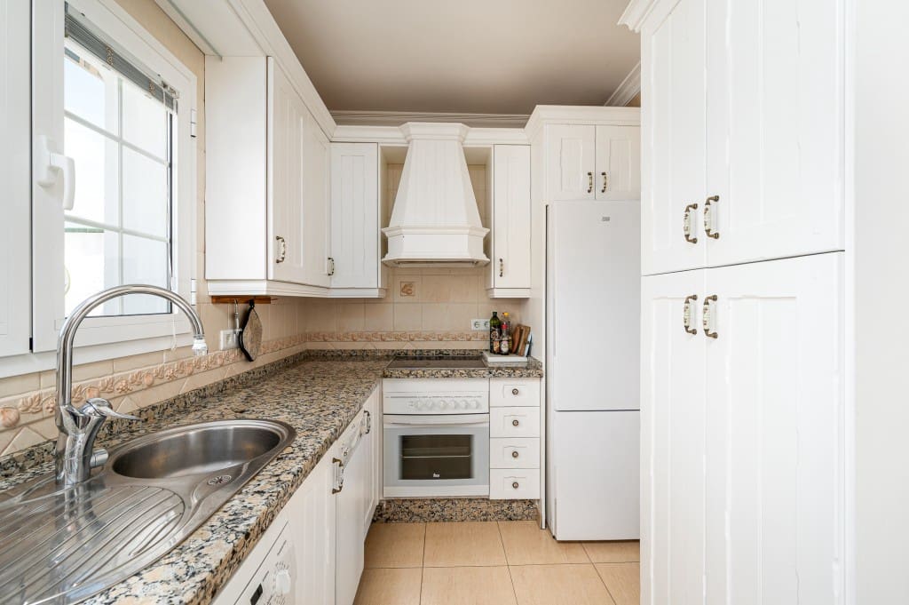 4 slaapkamer Villa te koop in Nerja met zwembad - € 549.000 (Ref: 9134271)