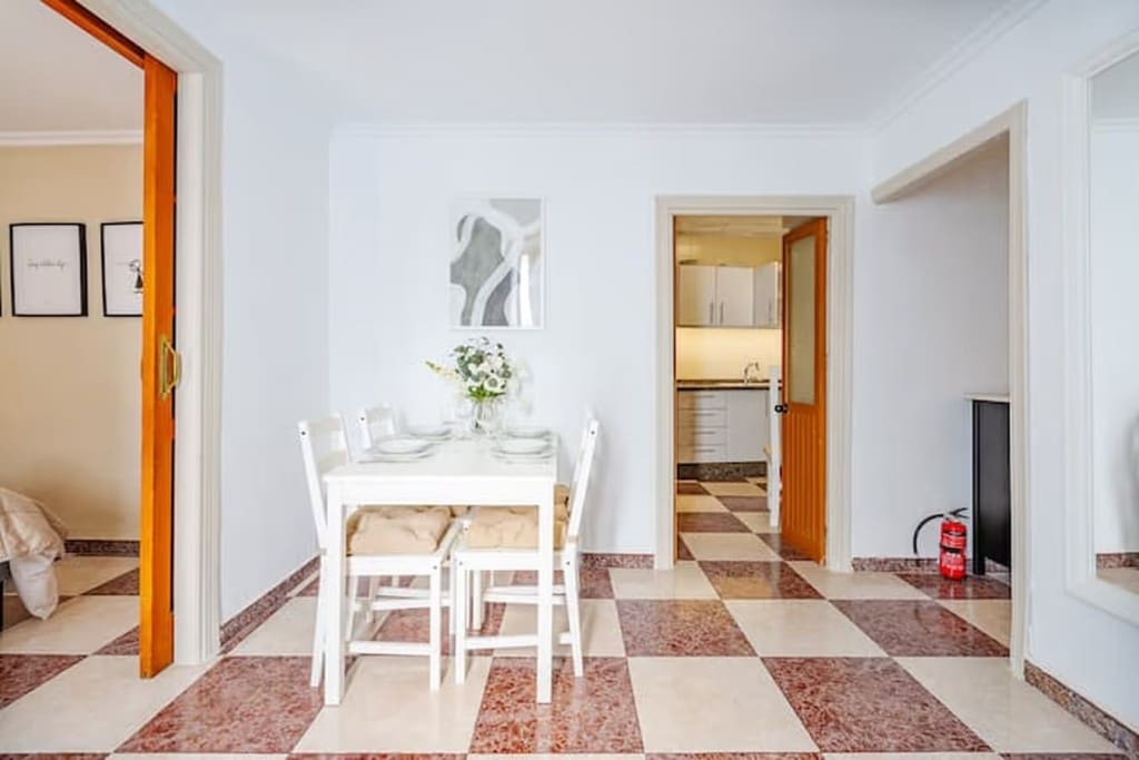 2 soveværelse Byhus til salg i Estepona - € 475.000 (Ref: 9141496)