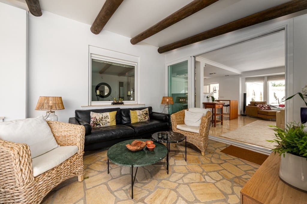 4 soveværelse Villa til salg i La Capellania med swimmingpool - € 2.695.000 (Ref: 9145345)