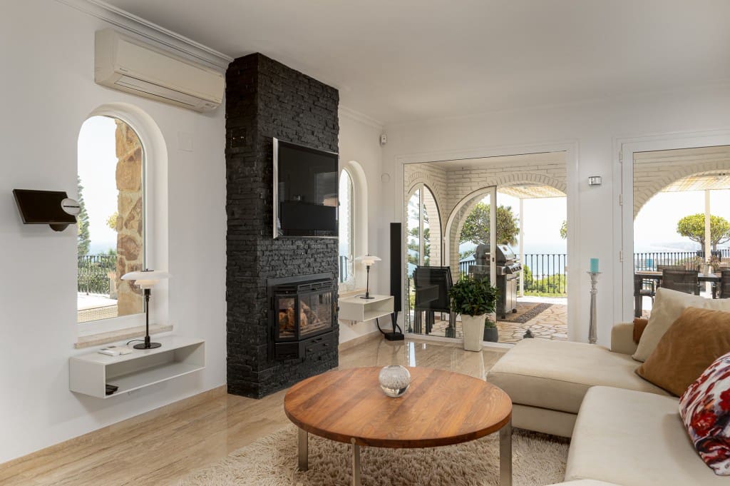 4 soveværelse Villa til salg i La Capellania med swimmingpool - € 2.695.000 (Ref: 9145345)