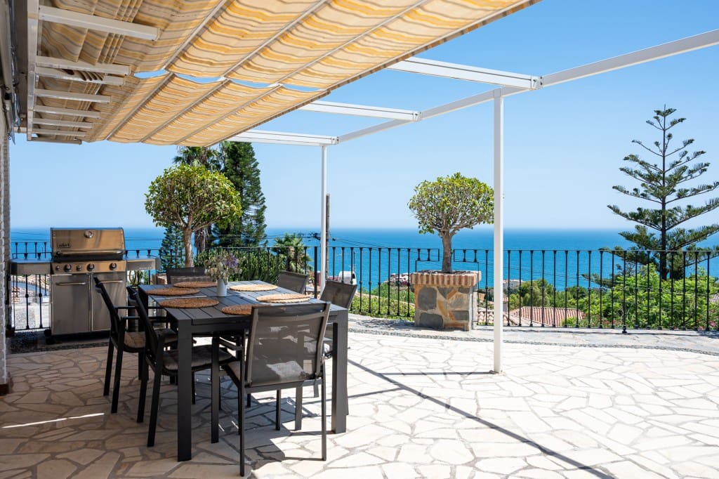 4 soveværelse Villa til salg i La Capellania med swimmingpool - € 2.695.000 (Ref: 9145345)