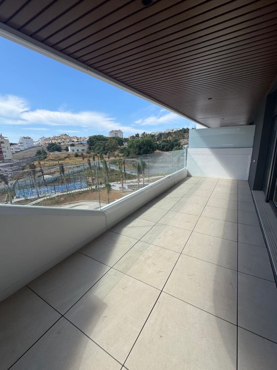 2 makuuhuone Huoneisto myytävänä paikassa Estepona mukana uima-altaan - 595 000 € (Ref: 9145347)