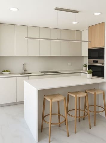 2 soverom Leilighet til salgs i Centro, Estepona med svømmebasseng - € 595 000 (Ref: 9145347)