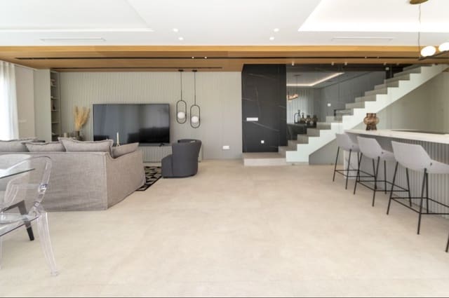 4 soveværelse Villa til salg i Campoamor, Orihuela med swimmingpool - € 1.240.000 (Ref: 9145348)