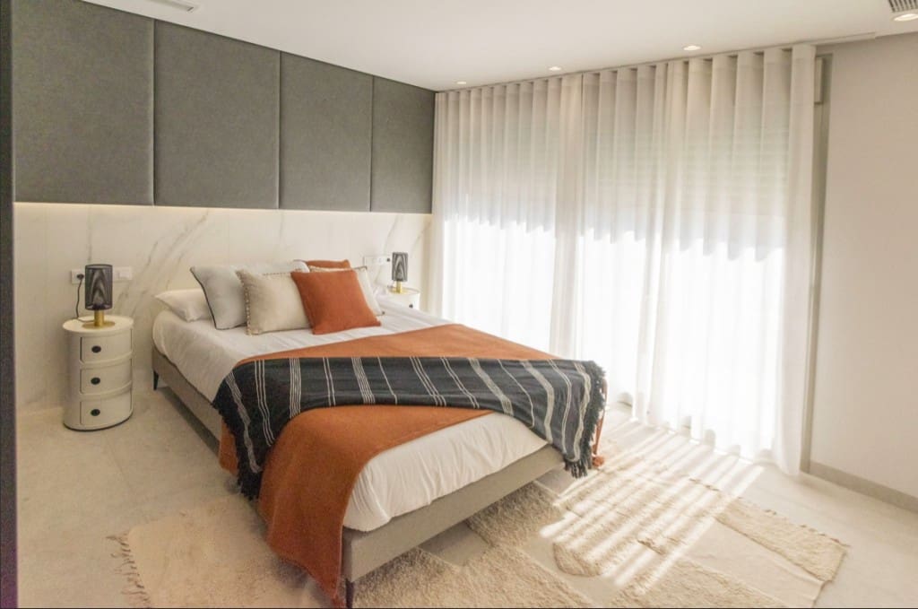 4 bedroom Villa for sale in Campoamor with pool - € 1,240,000 (Ref: 9145348)