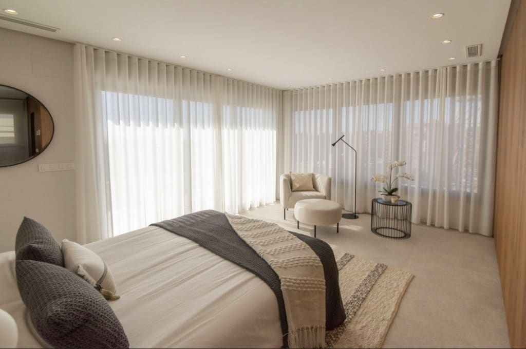 4 bedroom Villa for sale in Campoamor with pool - € 1,240,000 (Ref: 9145348)