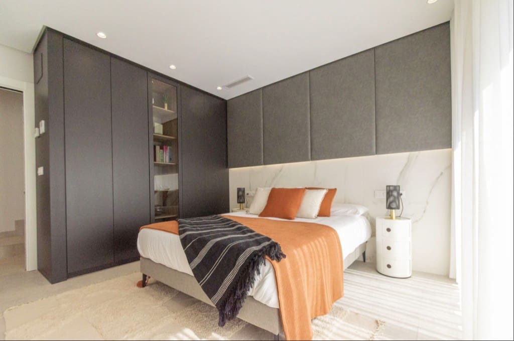 4 bedroom Villa for sale in Campoamor with pool - € 1,240,000 (Ref: 9145348)