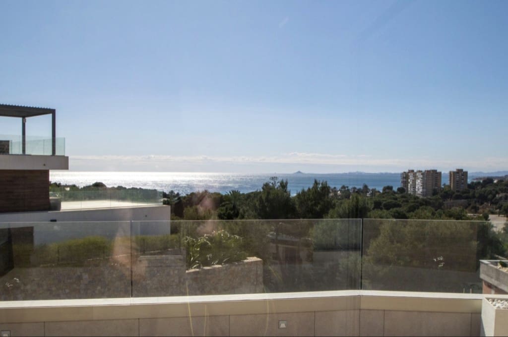 4 bedroom Villa for sale in Campoamor with pool - € 1,240,000 (Ref: 9145348)