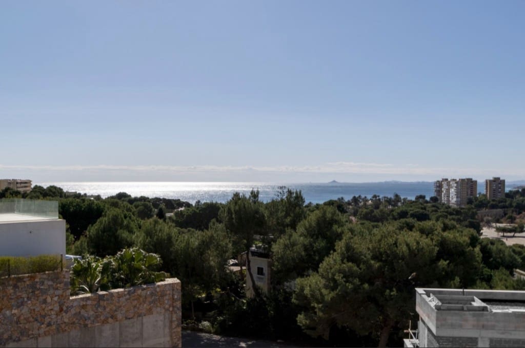 4 bedroom Villa for sale in Campoamor with pool - € 1,240,000 (Ref: 9145348)