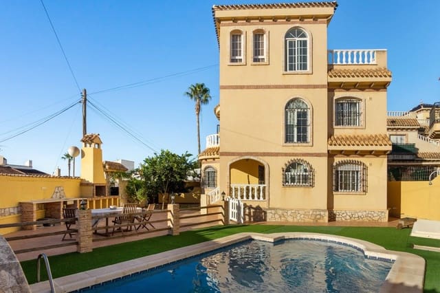5 soveværelse Villa til salg i Las Mimosas, Orihuela med swimmingpool garage - € 359.000 (Ref: 9145349)