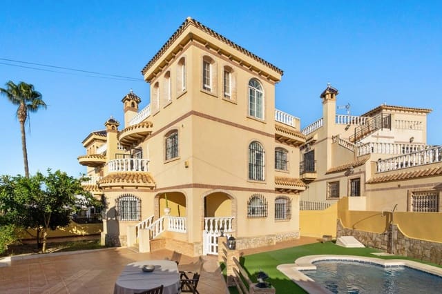 5 soveværelse Villa til salg i Las Mimosas, Orihuela med swimmingpool garage - € 359.000 (Ref: 9145349)