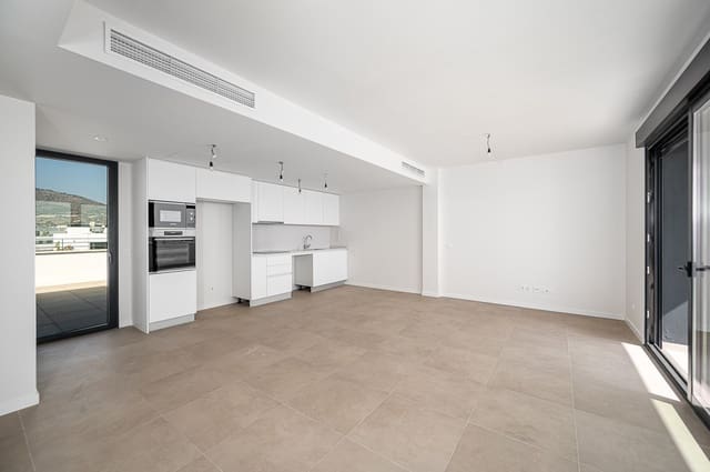 2 sovrum Takvåning till salu i Torremolinos med pool garage - 899 000 € (Ref: 9146943)