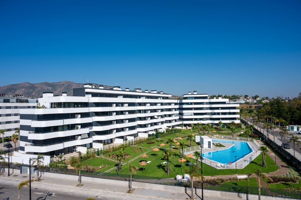 2 soveværelse Penthouse til salg i Torremolinos med swimmingpool garage - € 899.000 (Ref: 9146943)