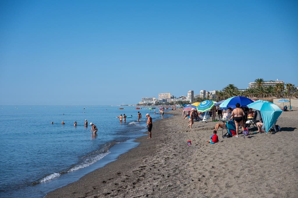 2 soveværelse Penthouse til salg i Torremolinos med swimmingpool garage - € 899.000 (Ref: 9146943)