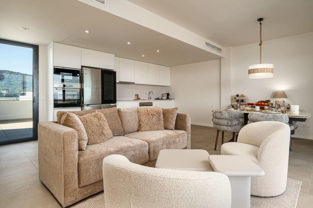 2 sovrum Takvåning till salu i Torremolinos med pool garage - 899 000 € (Ref: 9146943)