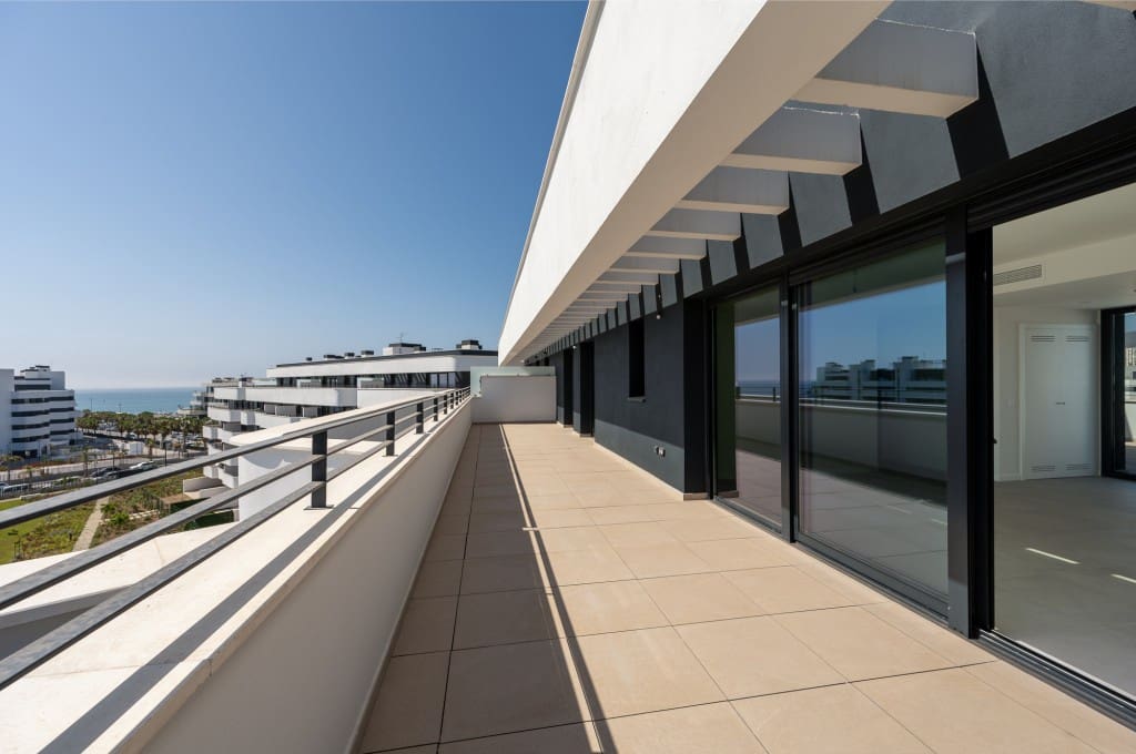 2 sovrum Takvåning till salu i Torremolinos med pool garage - 899 000 € (Ref: 9146943)