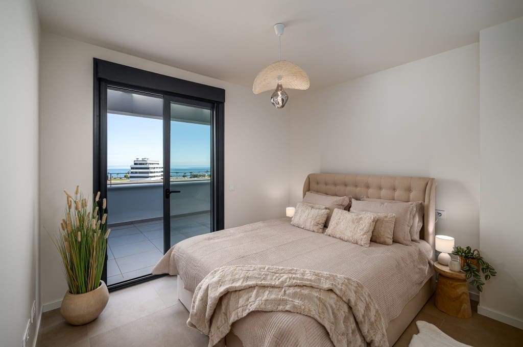 2 sovrum Takvåning till salu i Torremolinos med pool garage - 899 000 € (Ref: 9146943)