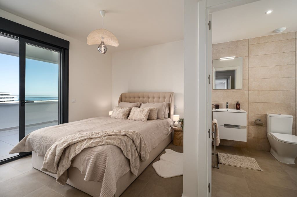 2 sovrum Takvåning till salu i Torremolinos med pool garage - 899 000 € (Ref: 9146943)