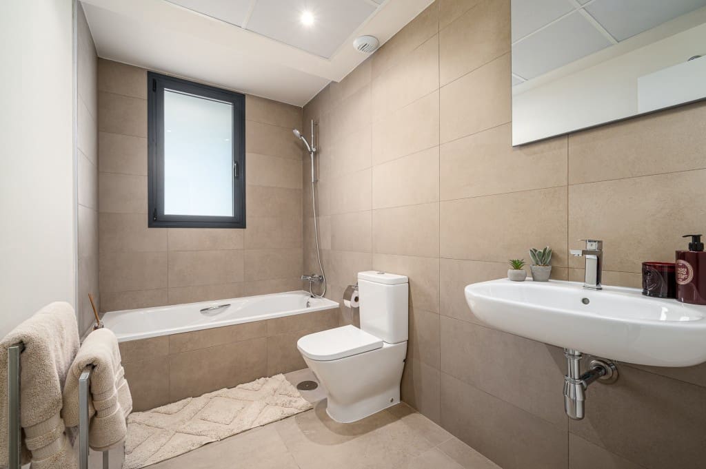 2 sovrum Takvåning till salu i Torremolinos med pool garage - 899 000 € (Ref: 9146943)