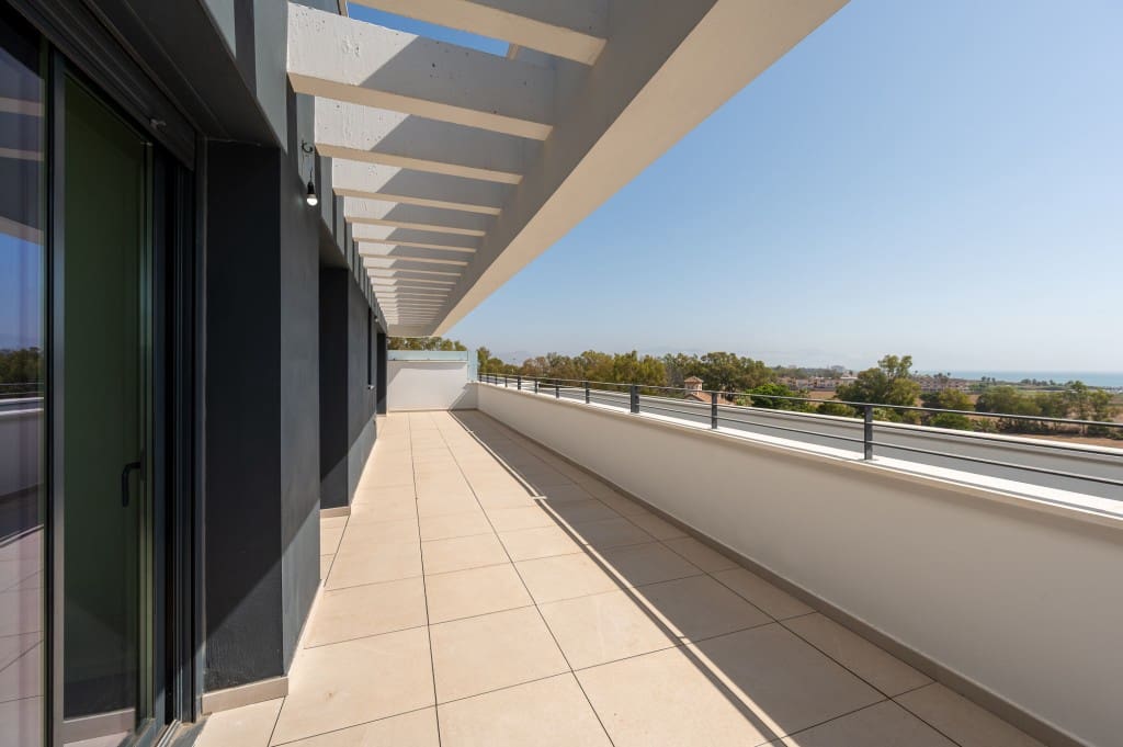 2 sovrum Takvåning till salu i Torremolinos med pool garage - 899 000 € (Ref: 9146943)