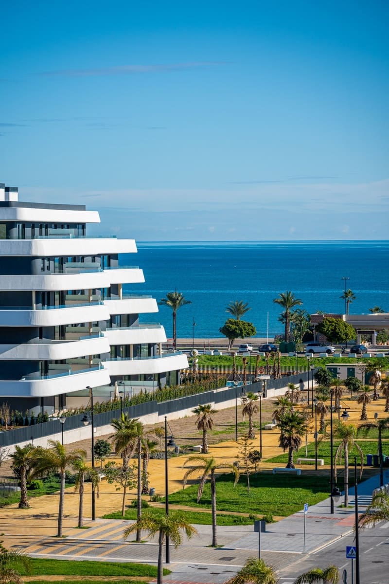 2 sovrum Takvåning till salu i Torremolinos med pool garage - 899 000 € (Ref: 9146943)