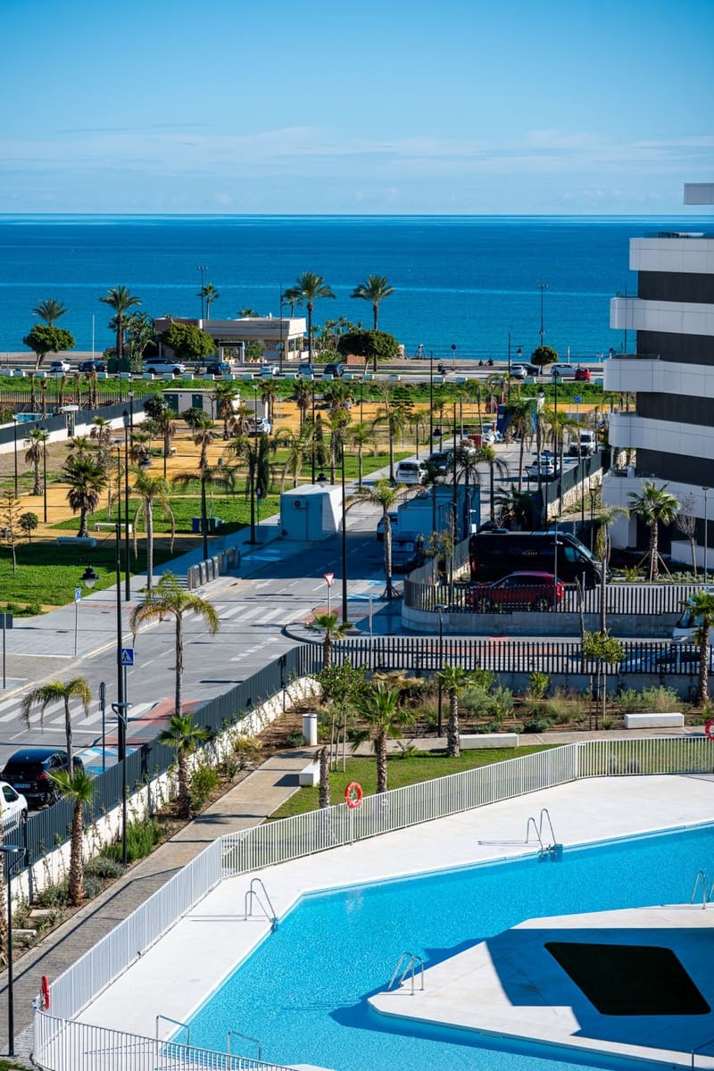 2 sovrum Takvåning till salu i Torremolinos med pool garage - 899 000 € (Ref: 9146943)