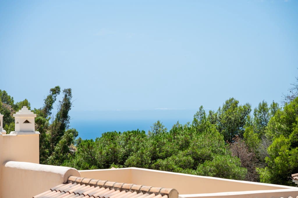 3 bedroom Apartment for sale in Mijas with pool garage - € 420,000 (Ref: 9146944)