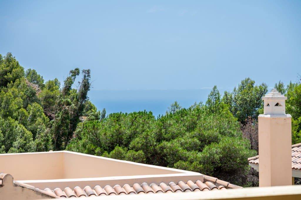 3 bedroom Apartment for sale in Mijas with pool garage - € 420,000 (Ref: 9146944)