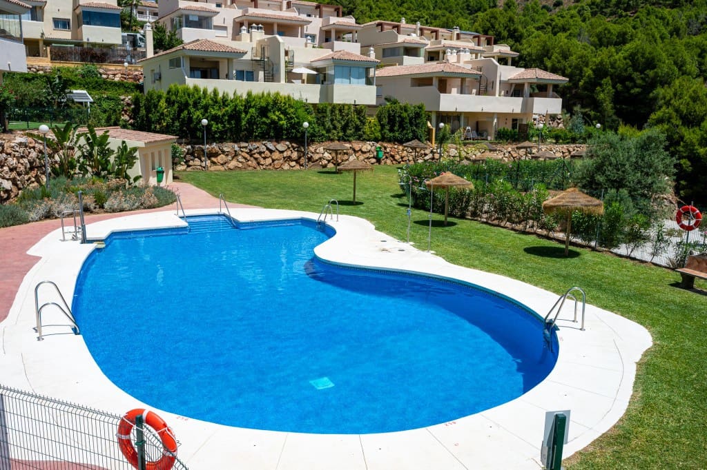 3 bedroom Apartment for sale in Mijas with pool garage - € 420,000 (Ref: 9146944)