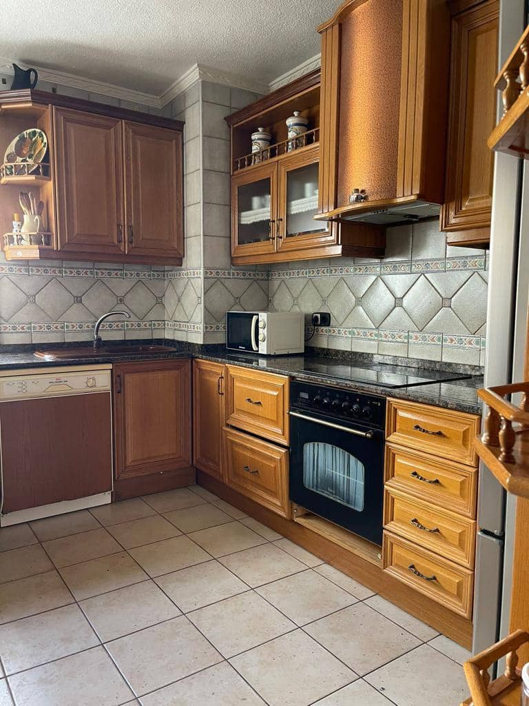 4 makuuhuone Huoneisto myytävänä paikassa Torrevieja - 497 000 € (Ref: 9151811)