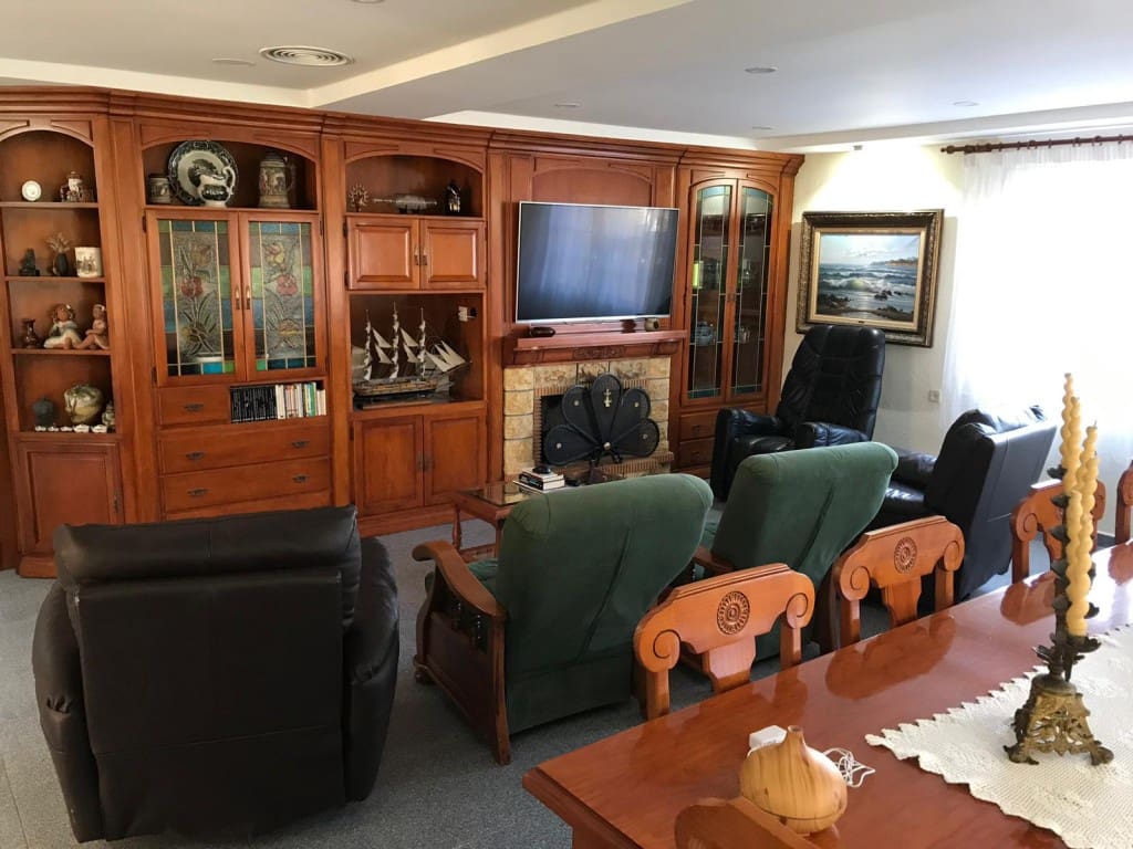 7 slaapkamer Villa te koop in Cabo Roig met zwembad - € 1.490.000 (Ref: 9151813)