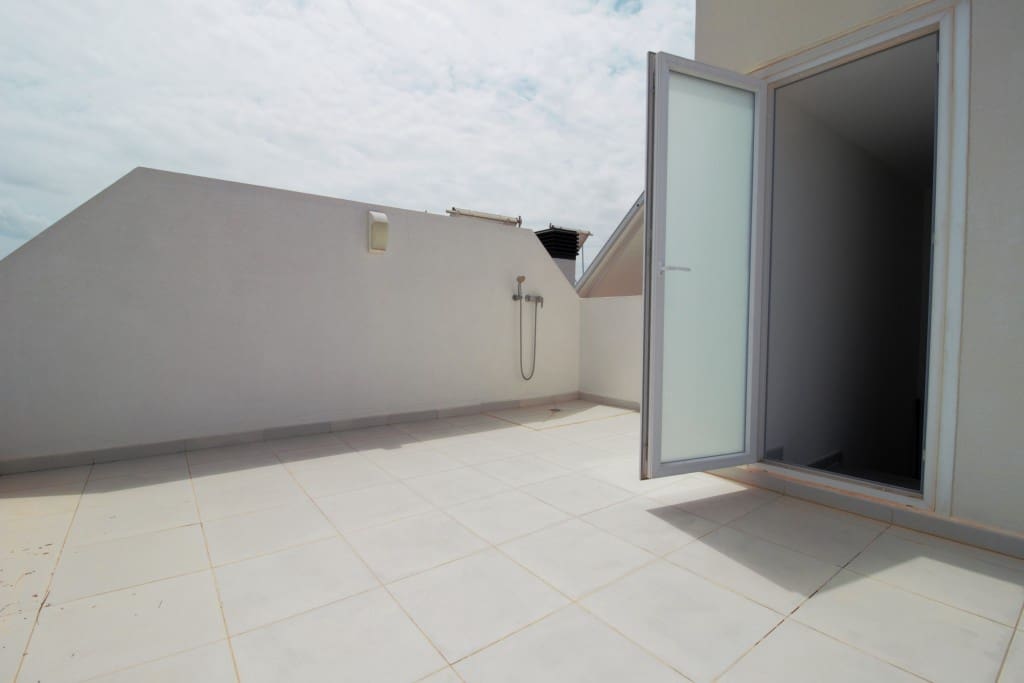 2 soveværelse Penthouse til salg i Arenales del Sol med swimmingpool - € 352.000 (Ref: 9159330)