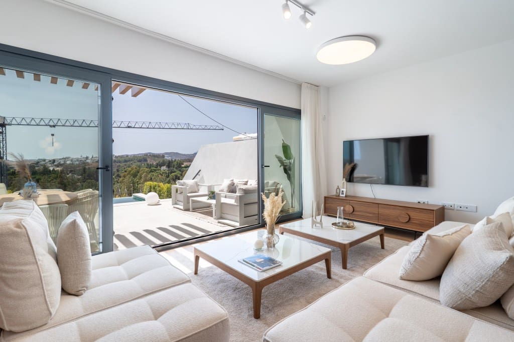 Casa de 3 habitaciones en Mijas Costa en venta con piscina - 957.000 € (Ref: 9163611)