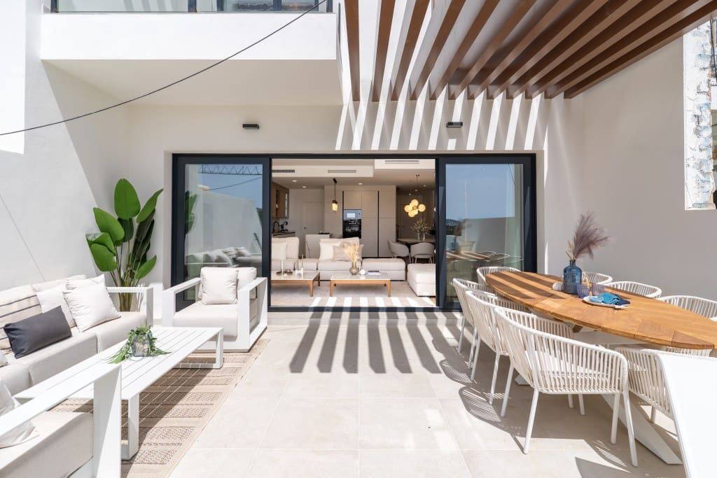 Casa de 3 habitaciones en Mijas Costa en venta con piscina - 957.000 € (Ref: 9163611)