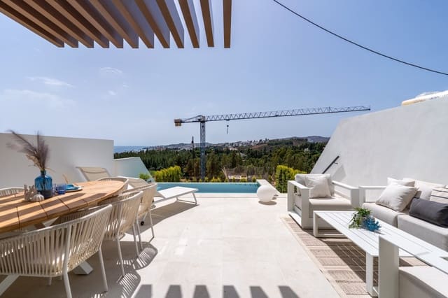 Casa de 3 habitaciones en Mijas Costa, Mijas en venta con piscina - 957.000 € (Ref: 9163611)