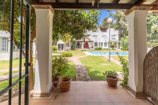 3 soverom Hus til salgs i Nueva Andalucia, Marbella med svømmebasseng garasje - € 519 000 (Ref: 9169443)