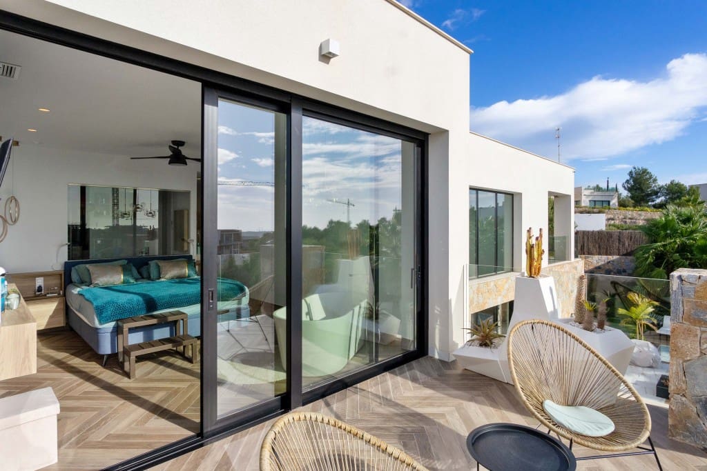 4 sovrum Villa till salu i Campoamor med pool garage - 2 880 000 € (Ref: 9173328)