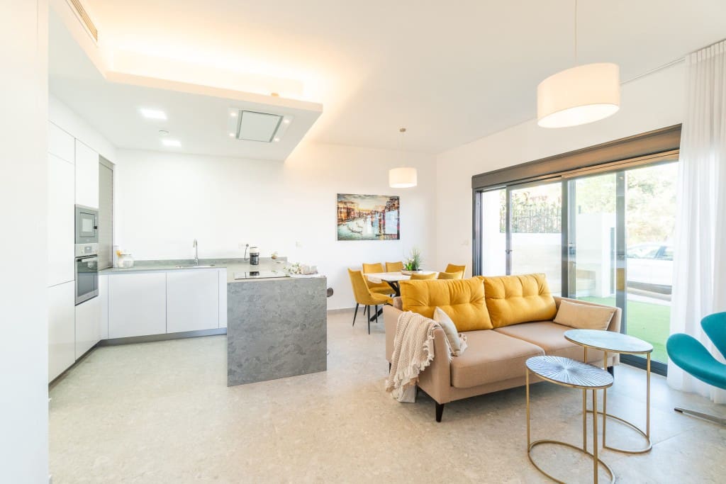 3 makuuhuone Huoneisto myytävänä paikassa Los Balcones mukana uima-altaan 
autotalli - 289 900 € (Ref: 9188237)